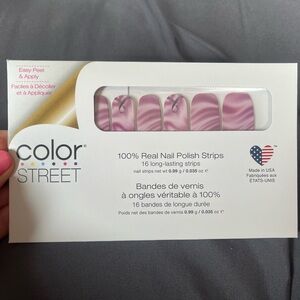 Color Street Brave and Beautiful Purple Nail Strips